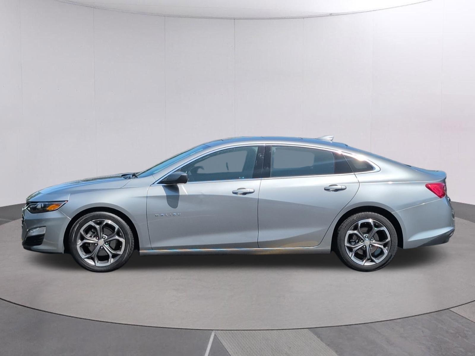 Used 2024 Sterling Gray Metallic Chevrolet LT image 2