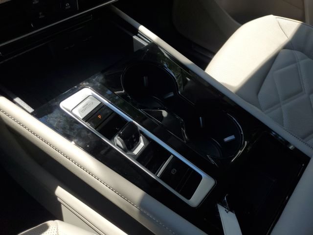 New 2026 White Volkswagen 2.0T SE w/Technology image 22