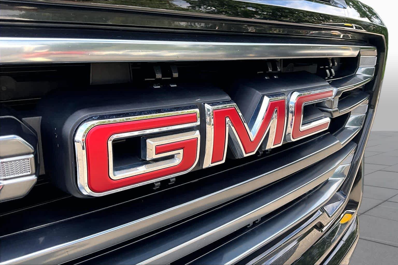 Used 2021 Onyx Black GMC AT4 image 28