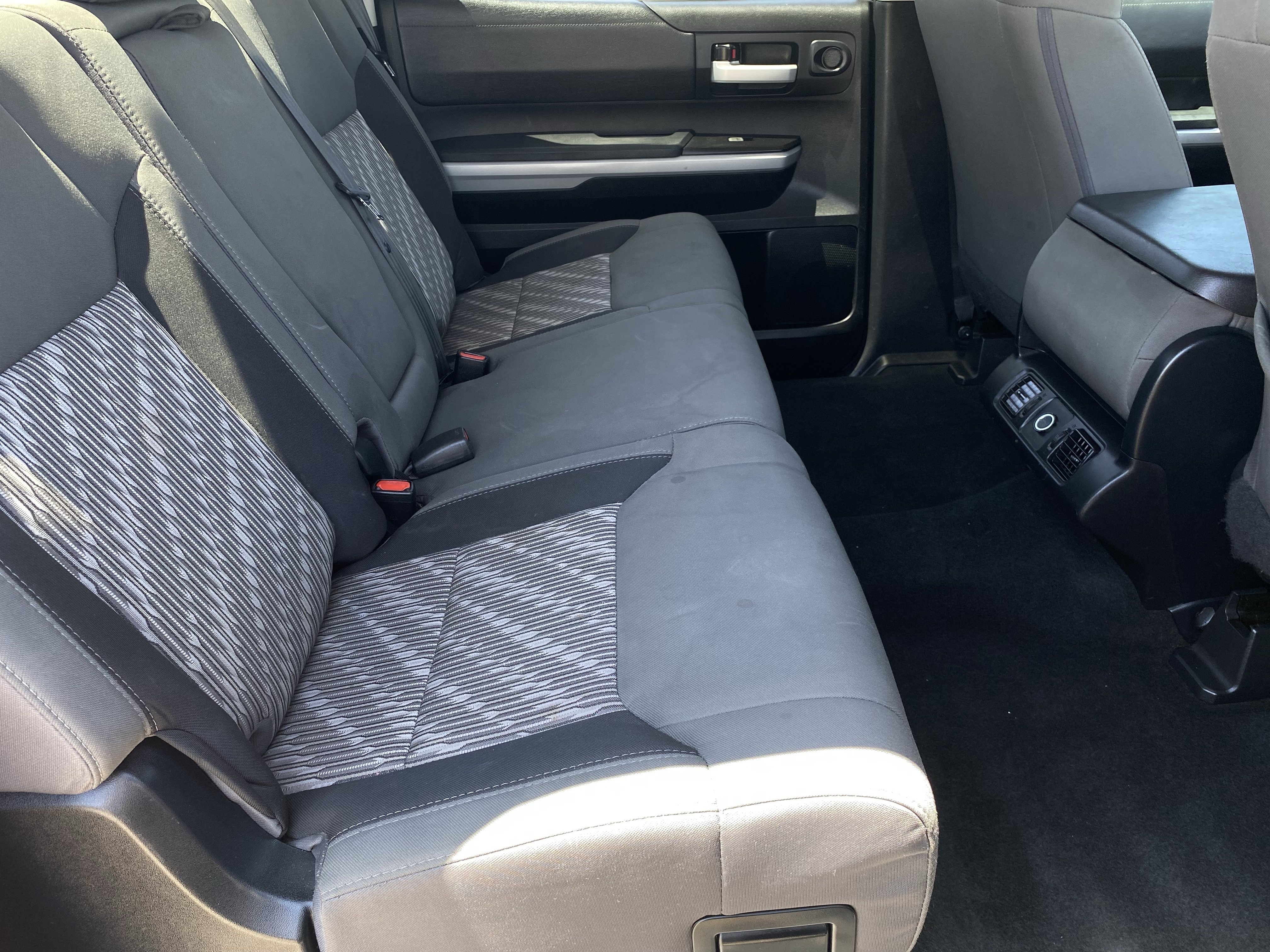 Used 2018 Magnetic Gray Metallic Toyota SR5 image 13