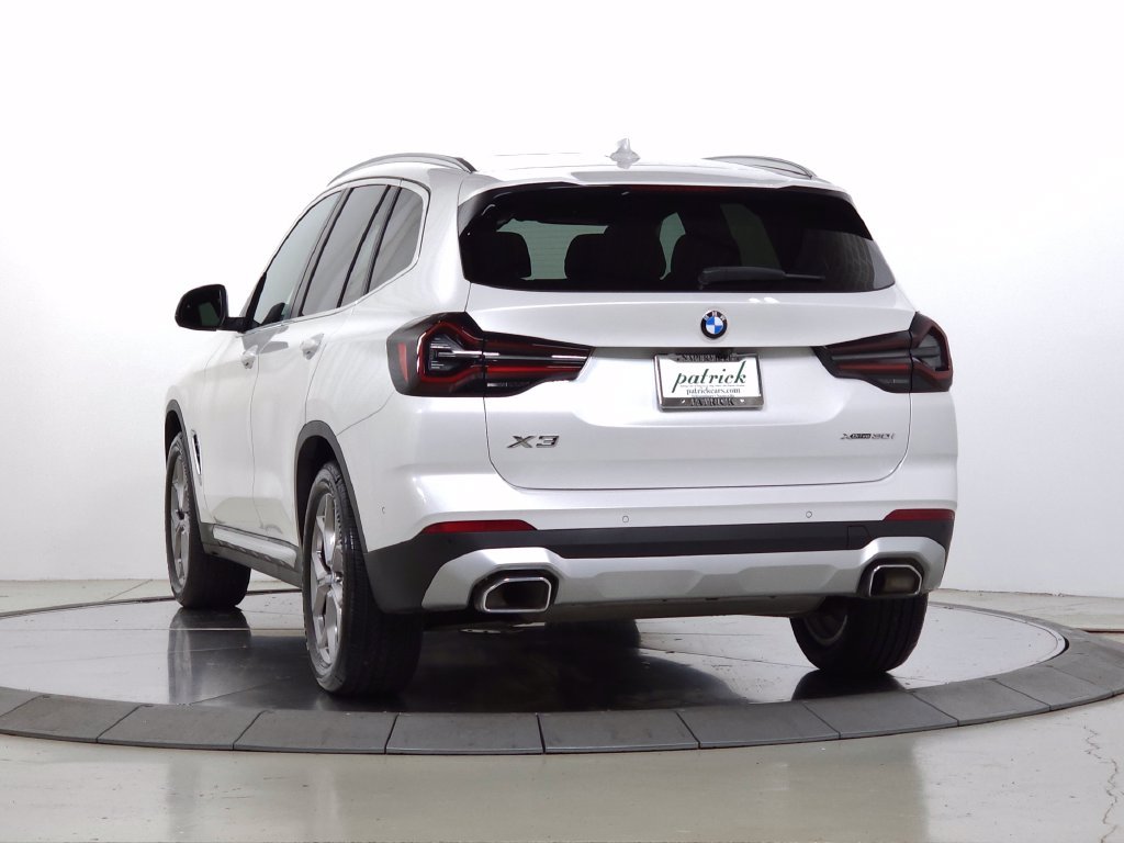 Used 2023 White BMW xDrive30i image 6