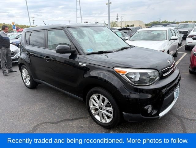 2017 Kia Soul 2.0L + 6 A/T's photo
