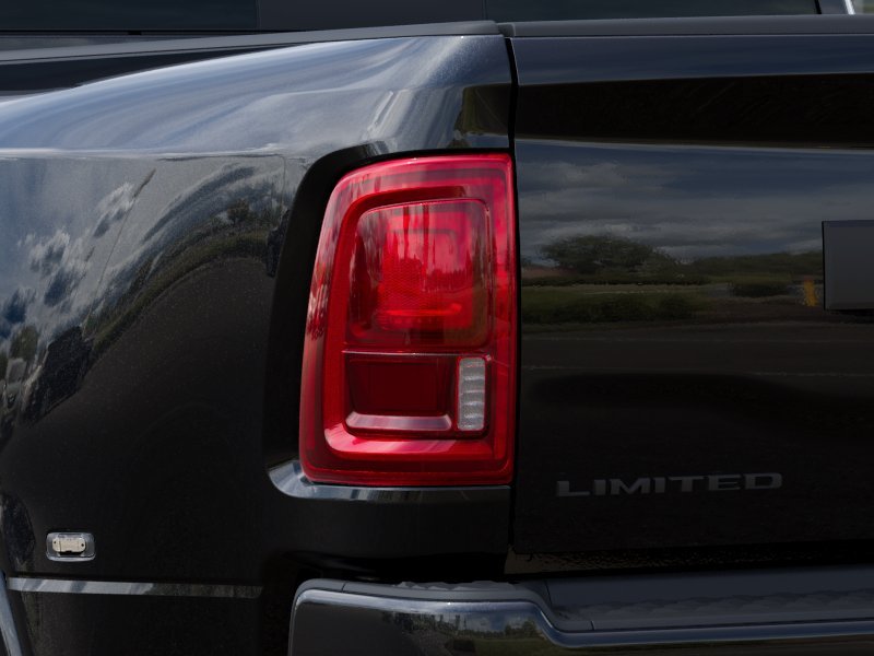 New 2026 Diamond Black Crystal Pearlcoat RAM Limited image 39