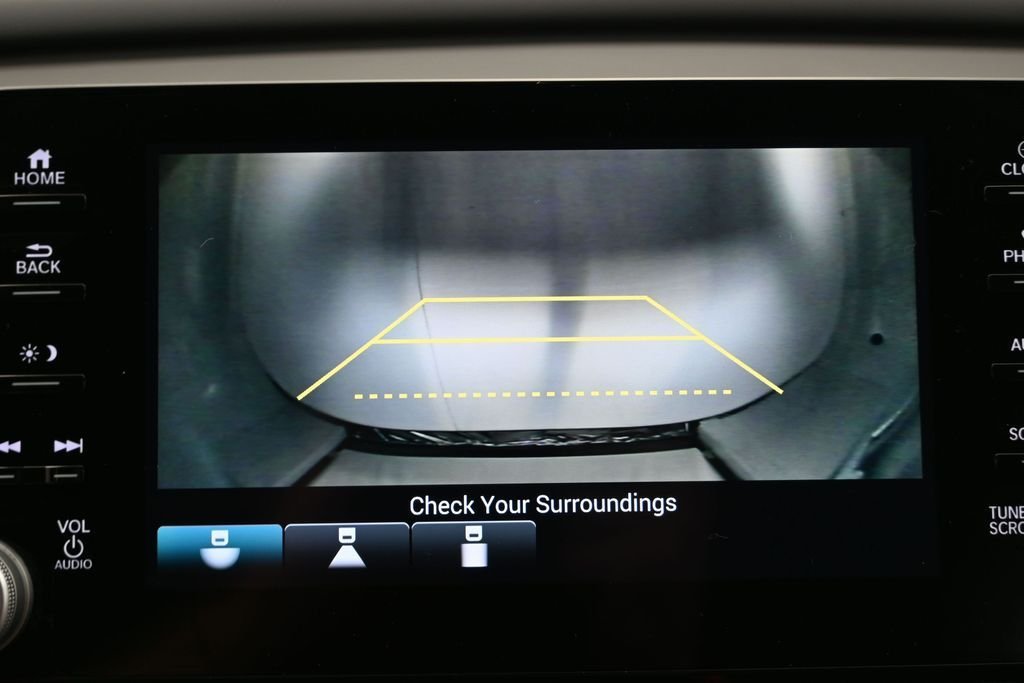 Used 2020  Honda Sport image 16