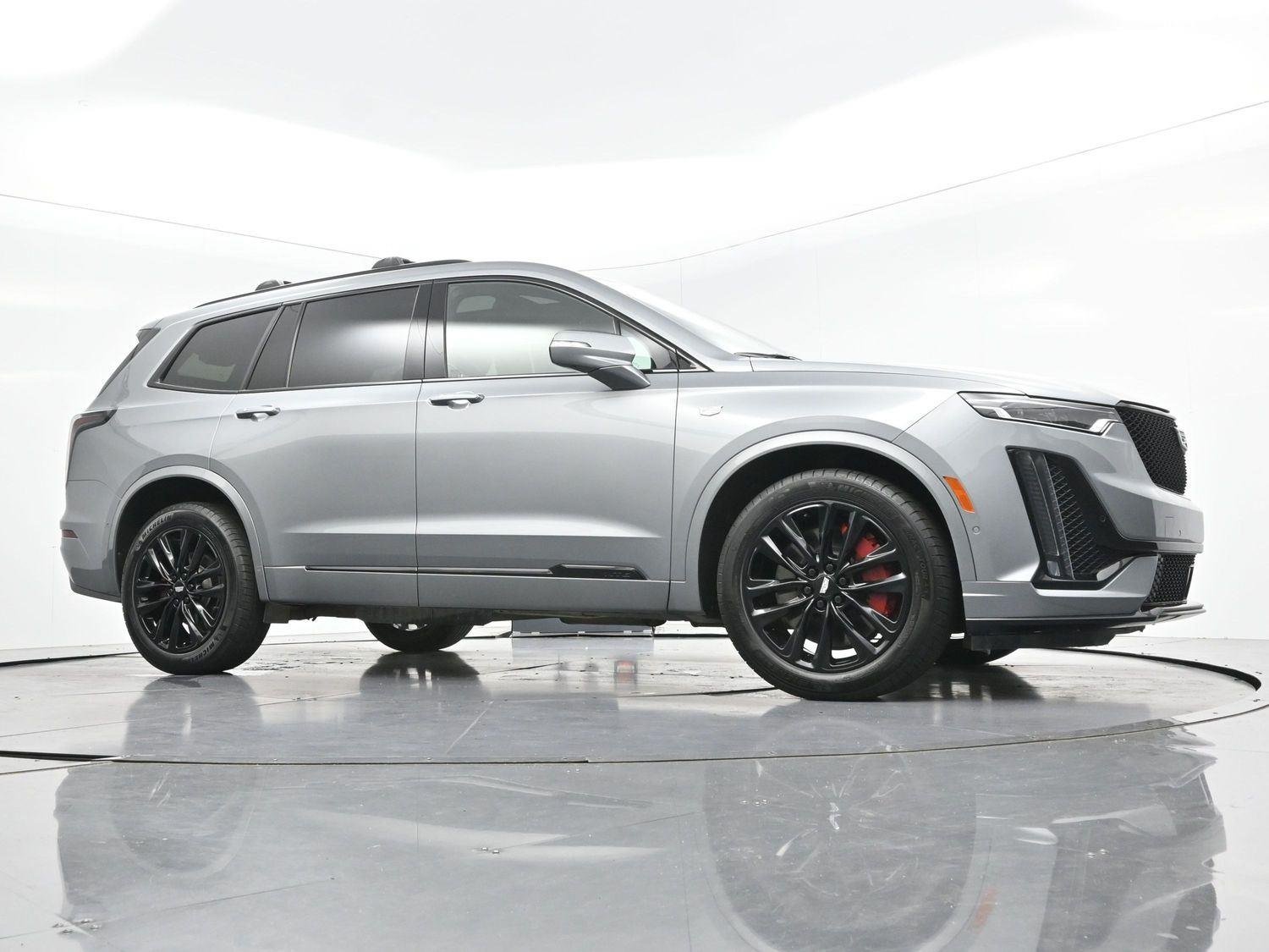 Used 2024 Argent Silver Metallic Cadillac Sport image 45