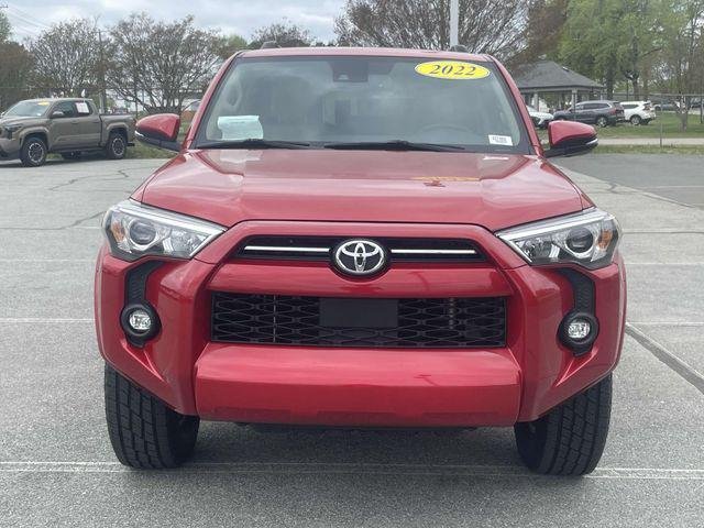Certified Used 2022 BARCELONA RED MET. Toyota  image 4