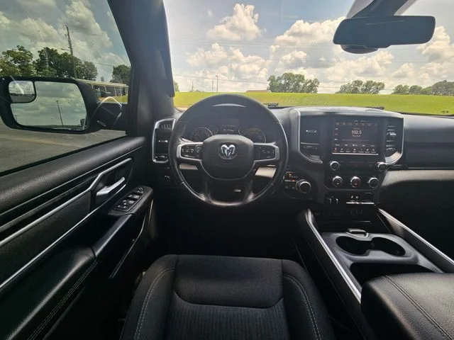 Used 2019 White Ram Big Horn/Lone Star image 13