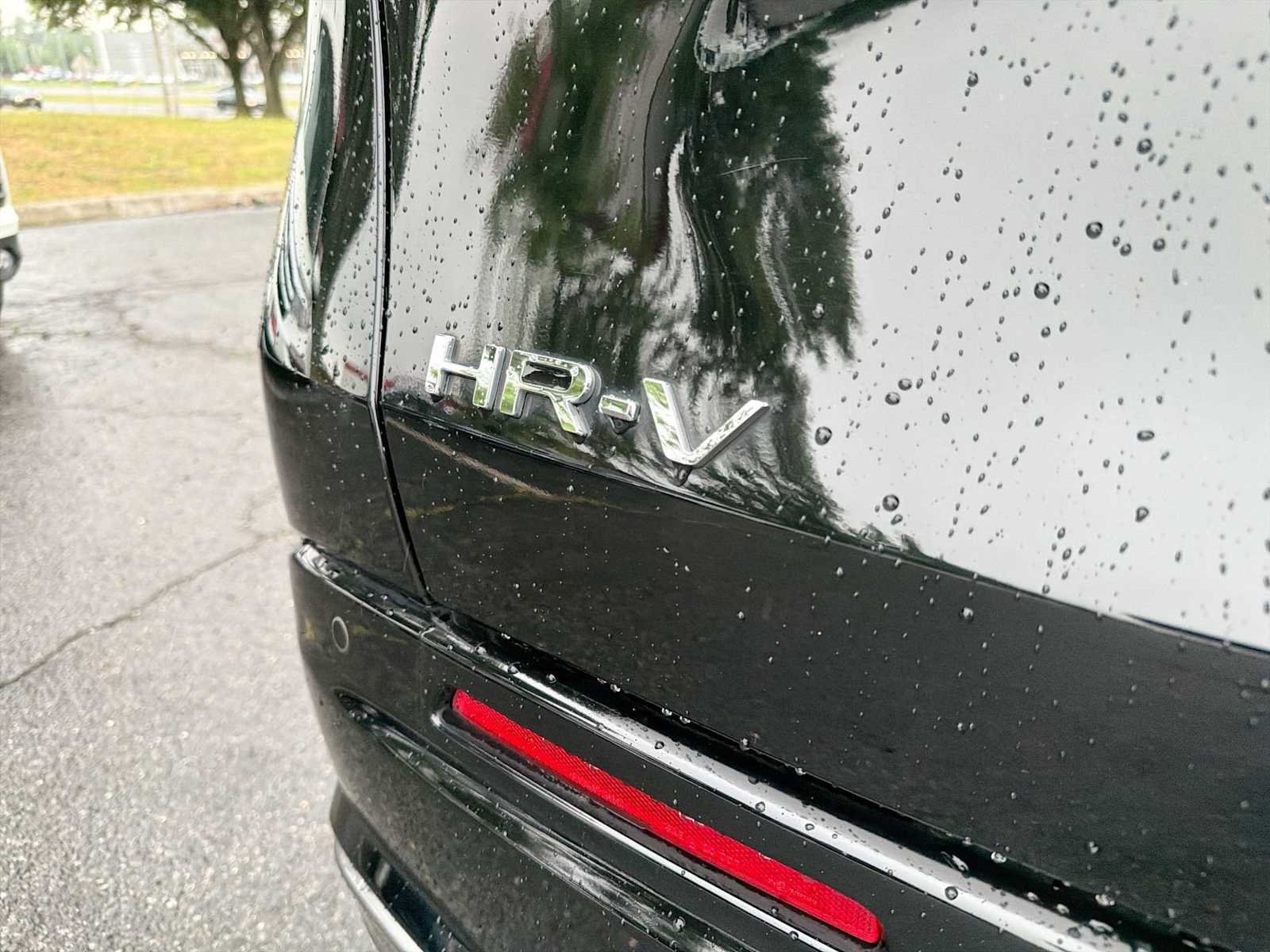 2024 Honda HR-V EX-L - Photo 18