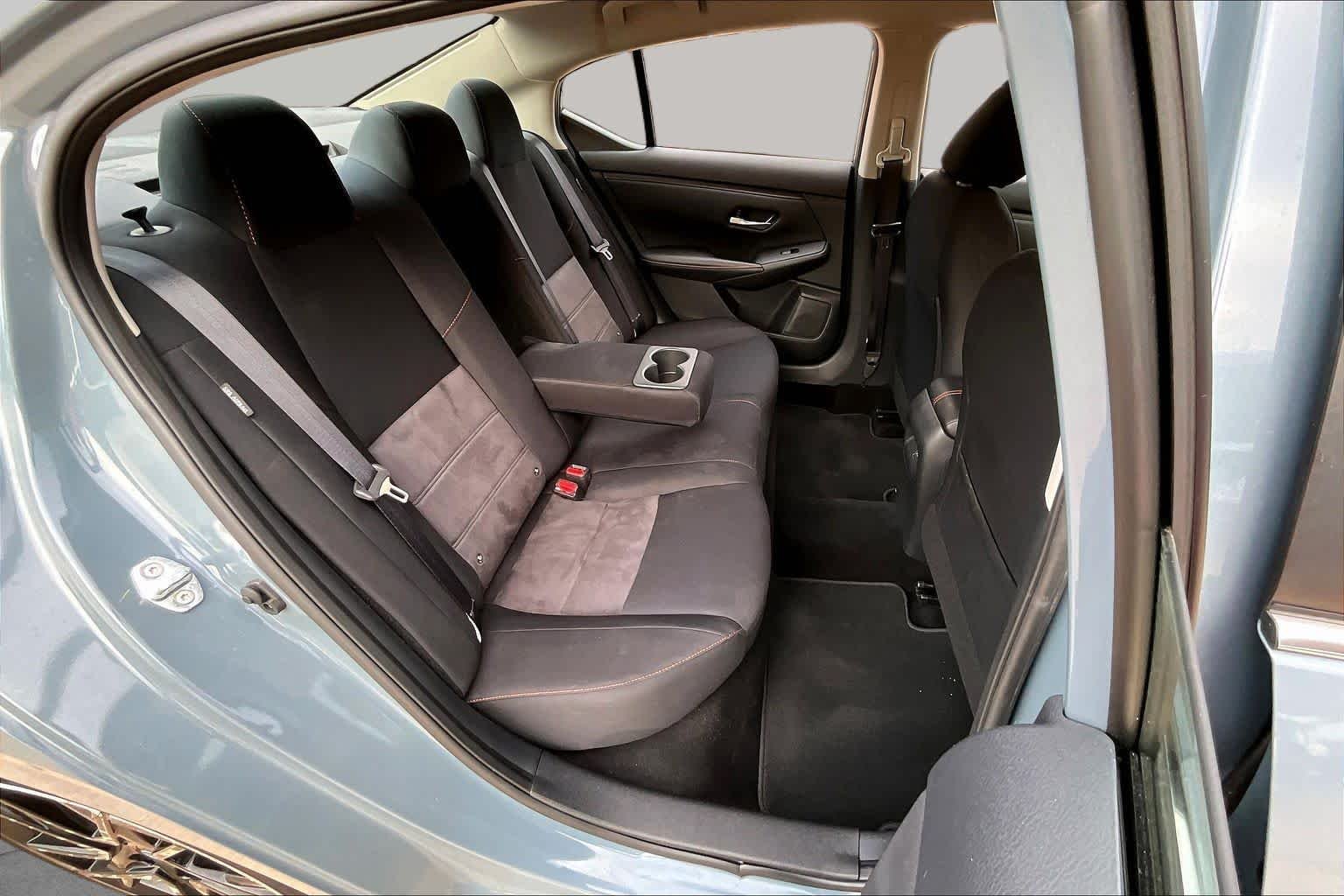 Used 2024 Atlantic Gray Metallic Nissan SR image 18