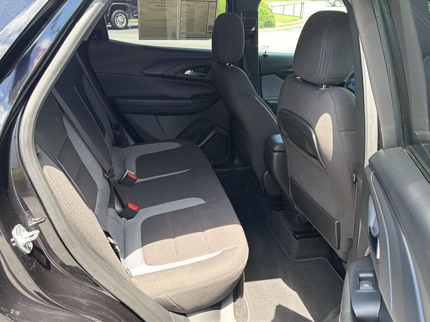 Used 2025 Mosaic Black Metallic Chevrolet LT image 12