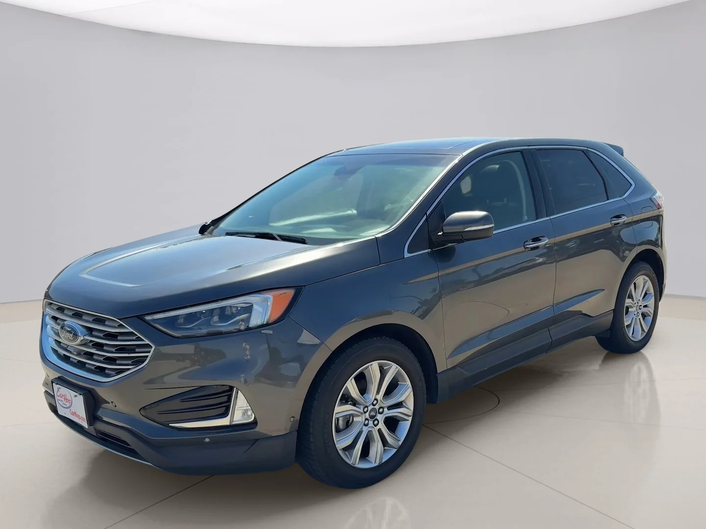 2019 Ford Edge Titanium's photo