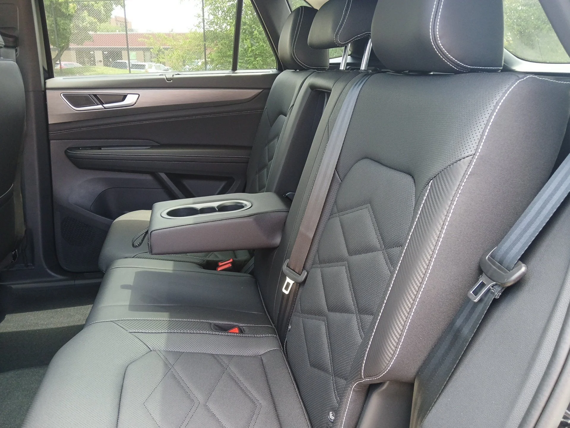 2026 Volkswagen Atlas Cross Sport SE w/Tech - Photo 22