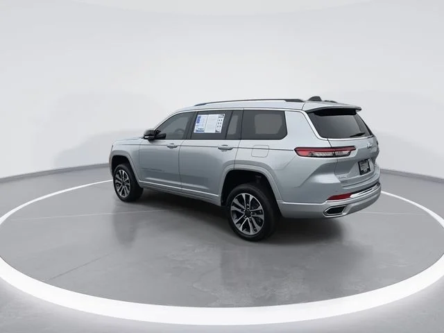 Used 2024 Silver Jeep Overland image 6