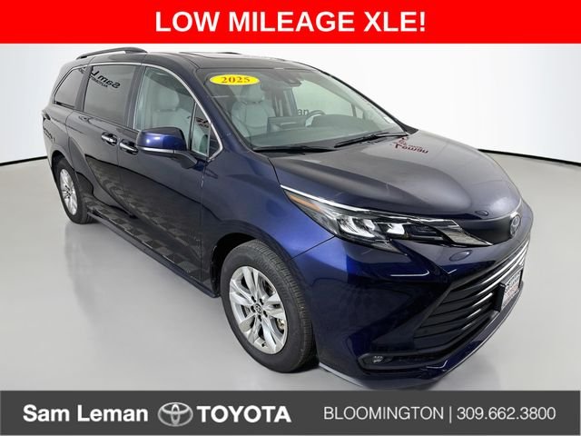 2025 Toyota Sienna XLE