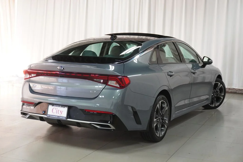 Used 2021 Everlasting Silver Kia EX image 23