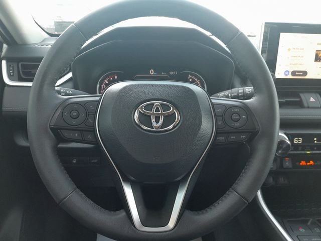 2024 Toyota RAV4 XLE - Photo 11