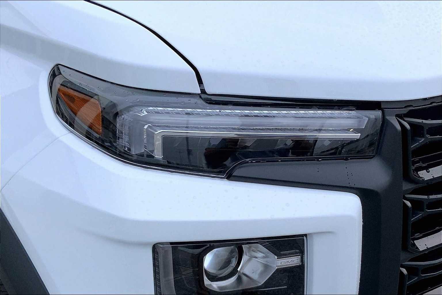 2025 GMC Canyon Elevation - Photo 13
