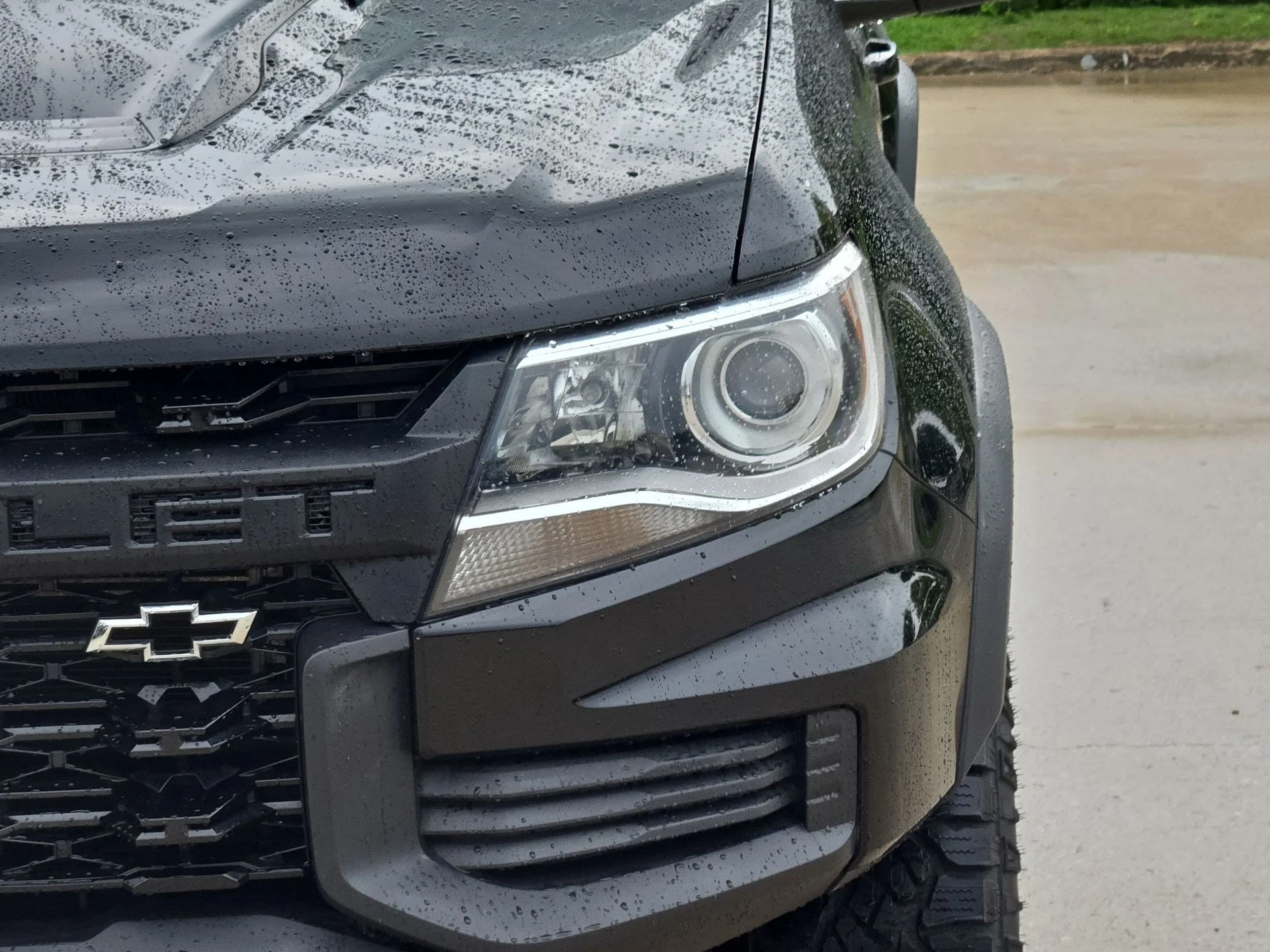 2022 Chevrolet Colorado ZR2 - Photo 9