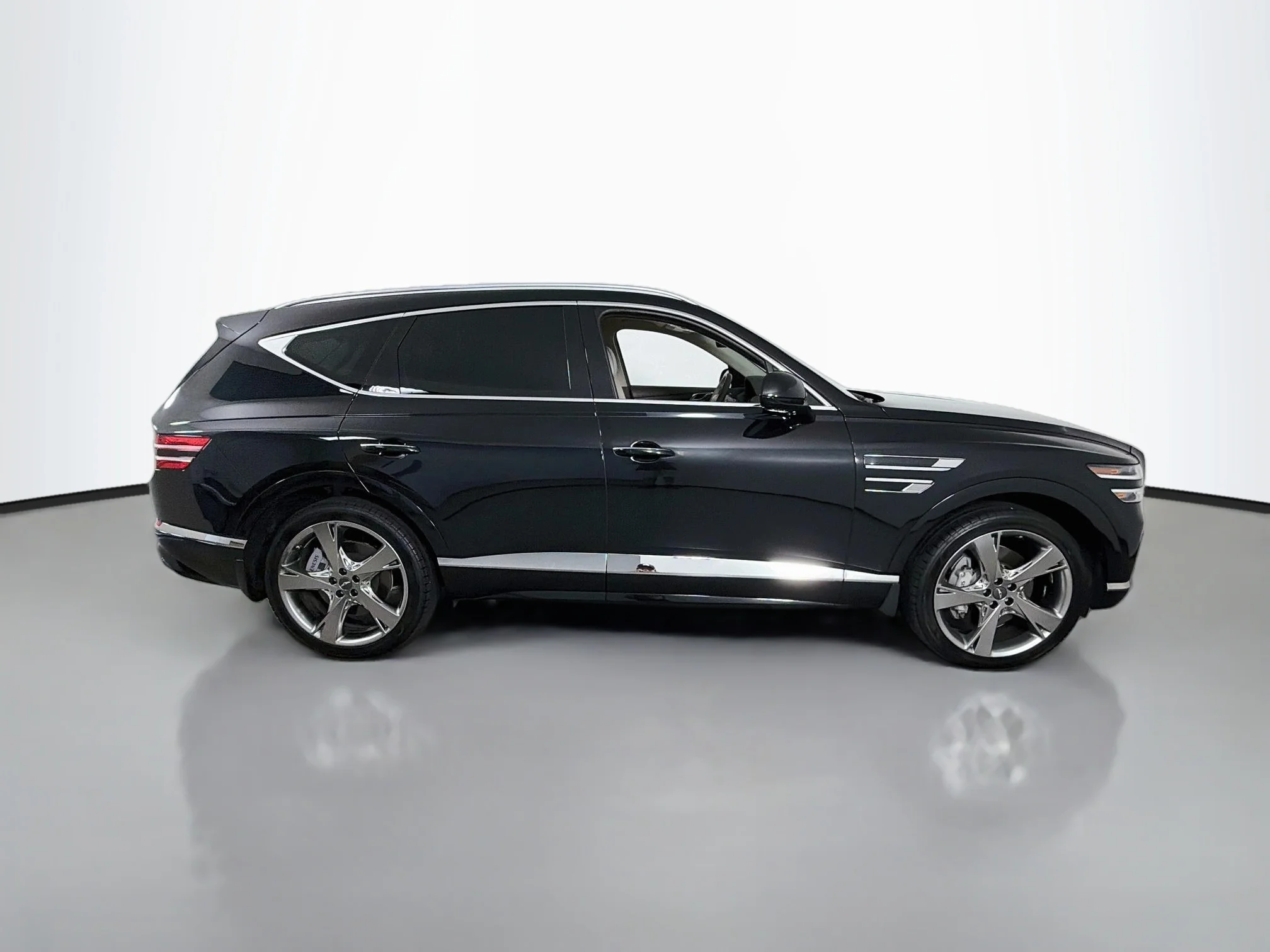 Used 2024 Vik Black Genesis 3.5T Prestige image 8