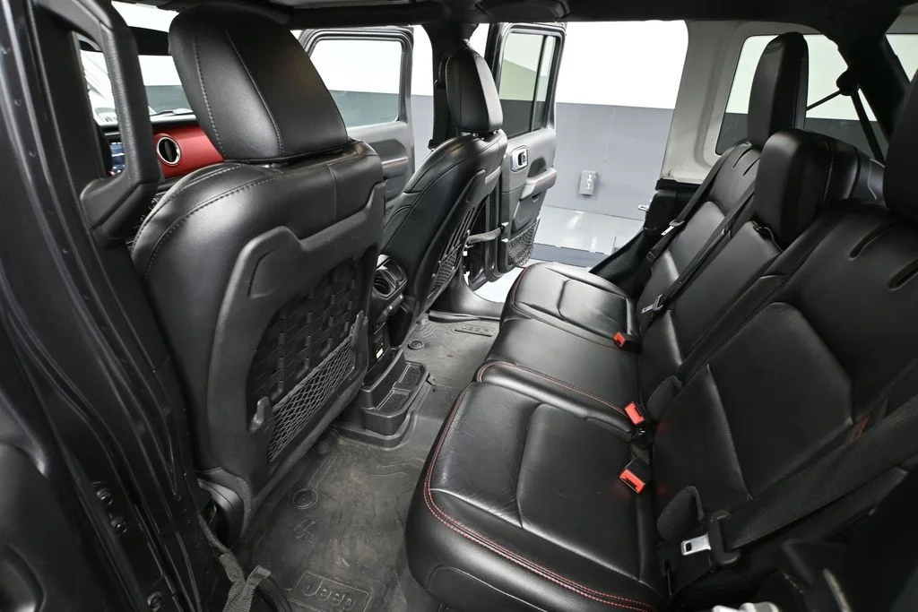 Used 2020 Gray Jeep Unlimited Rubicon image 37