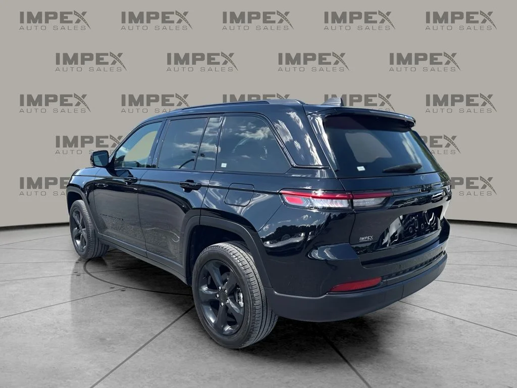 Used 2025 Black Jeep Limited image 2