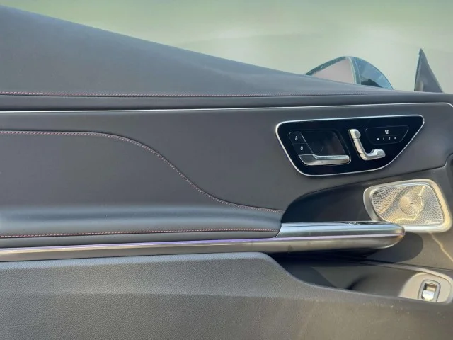 New 2026 MANUFAKTUR exclusive graphite grey magno Mercedes-Benz AMG® CLE 53 4MATIC+ Coupe image 19