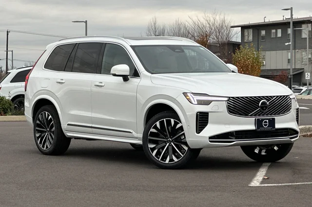 2026 Volvo XC90 Plus