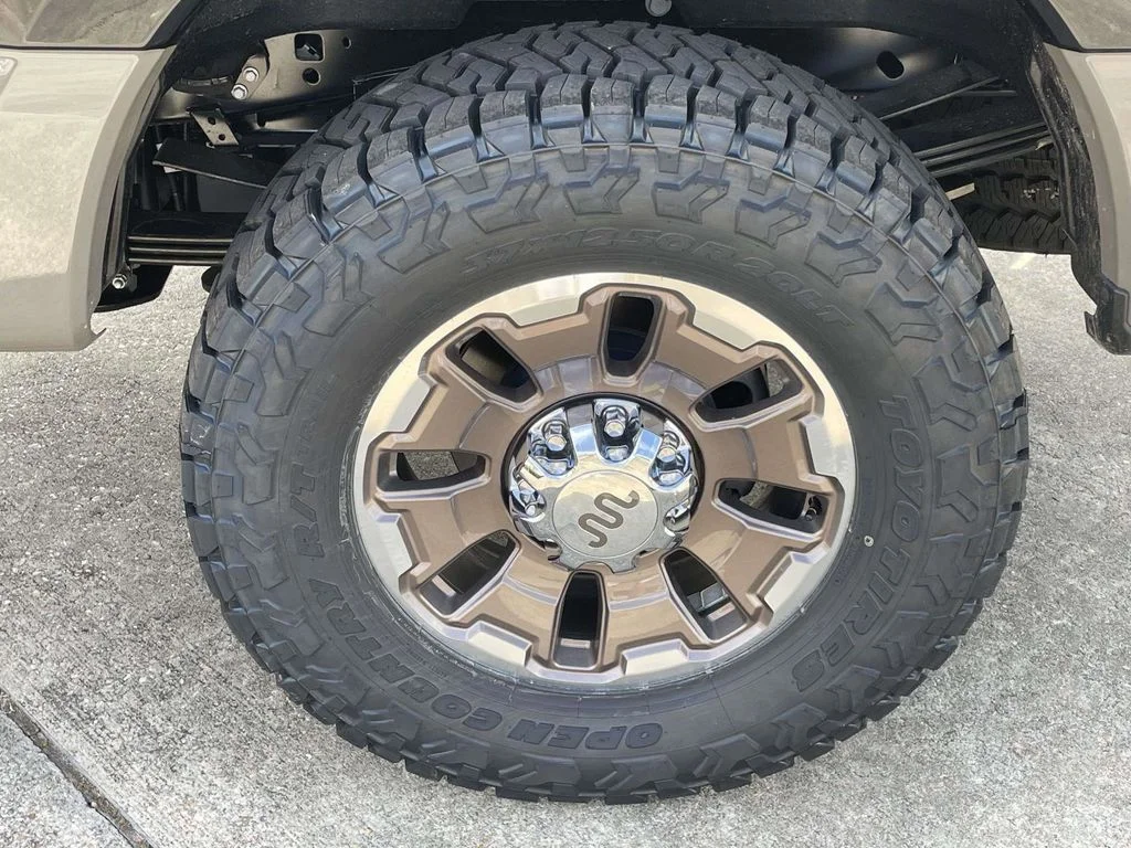 New 2026 Agate Black Metallic Ford F-250® King Ranch® image 9