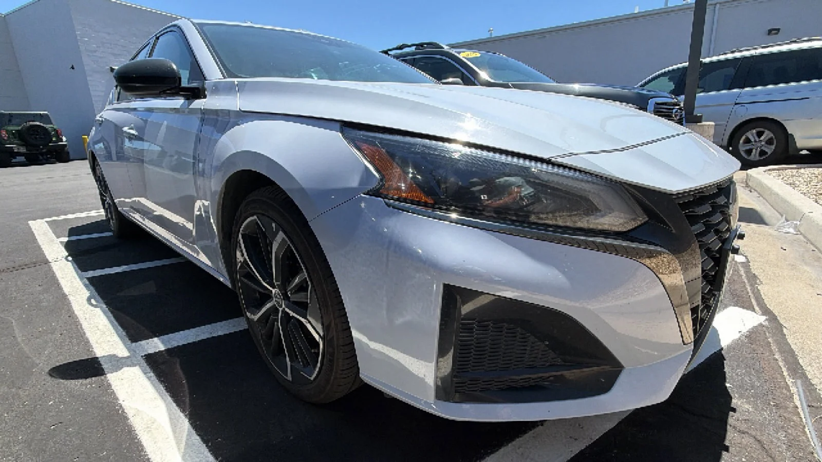2024 Nissan Altima 2.5 SR's photo