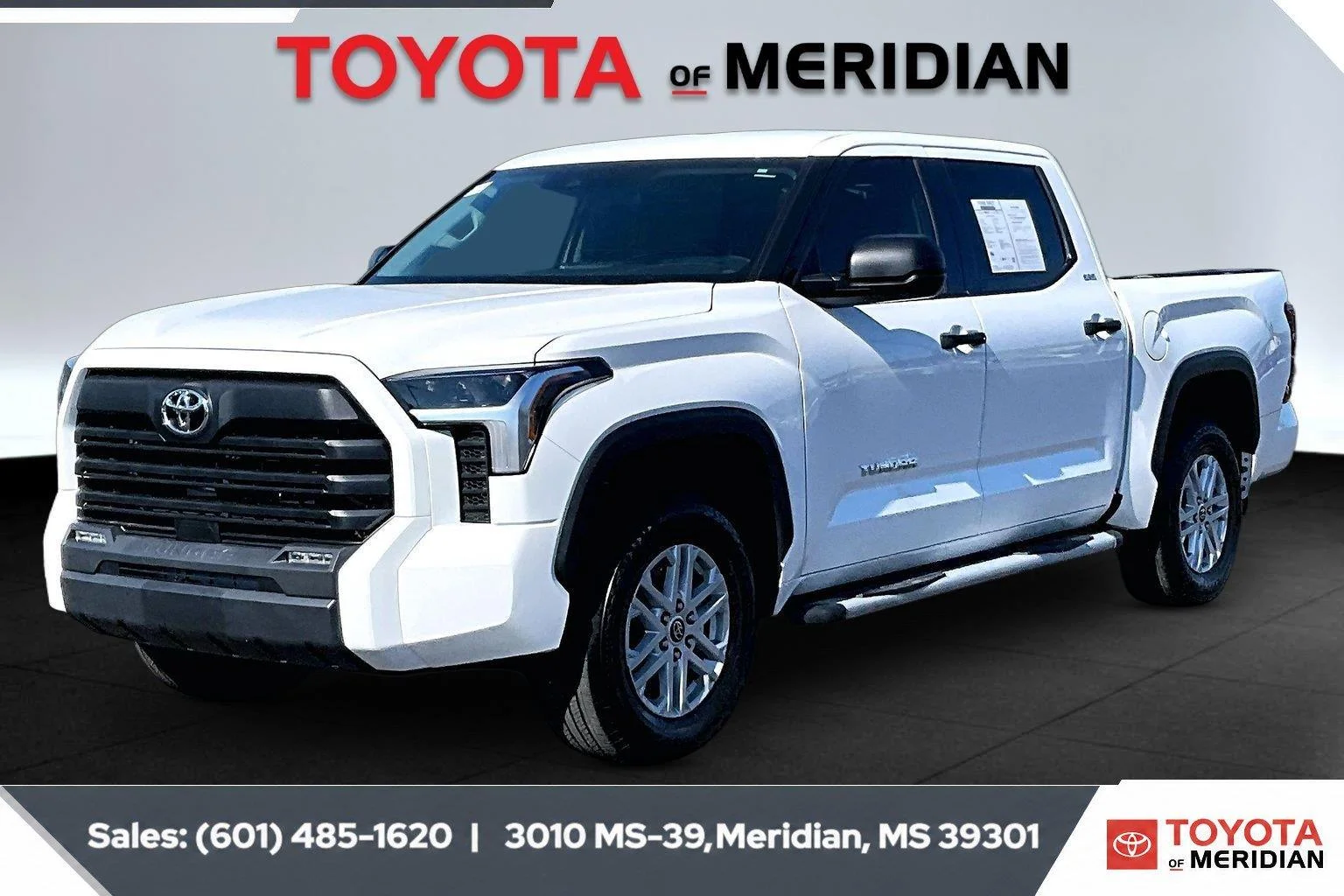 Used 2023 Ice Cap Toyota SR5 image 10