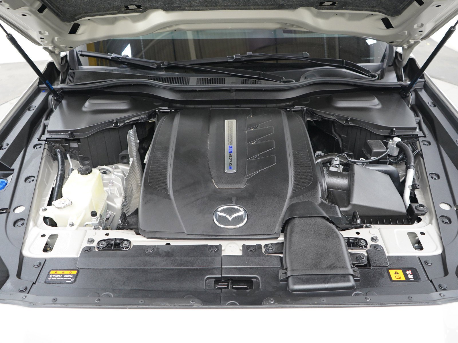 Certified Used 2024 Platinum Quartz Mazda Premium Plus image 33