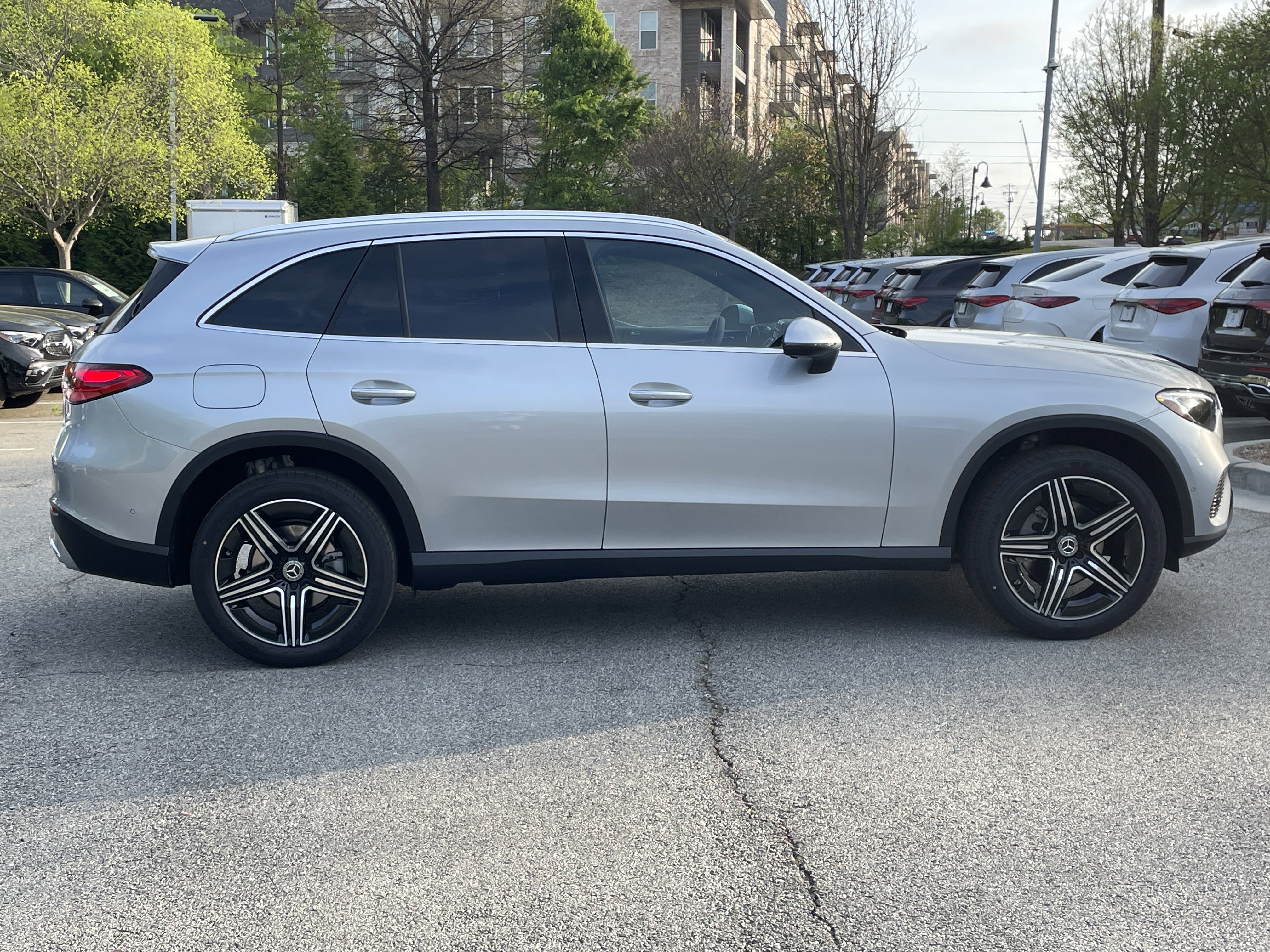 New 2026 Cirrus Silver Metallic Mercedes-Benz GLC 300 SUV image 5