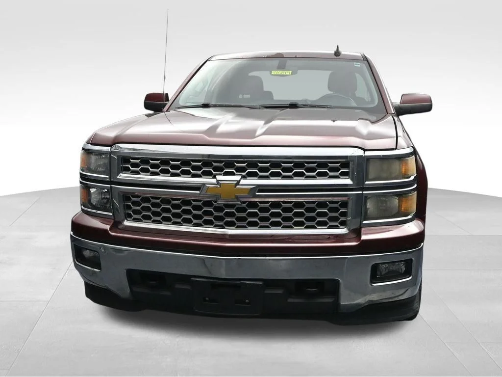 Used 2015 Red Chevrolet LT image 8