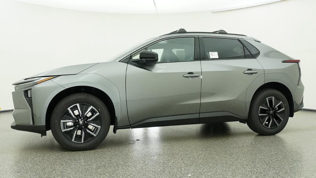 New 2026 Heavy Metal Toyota XLE image 43