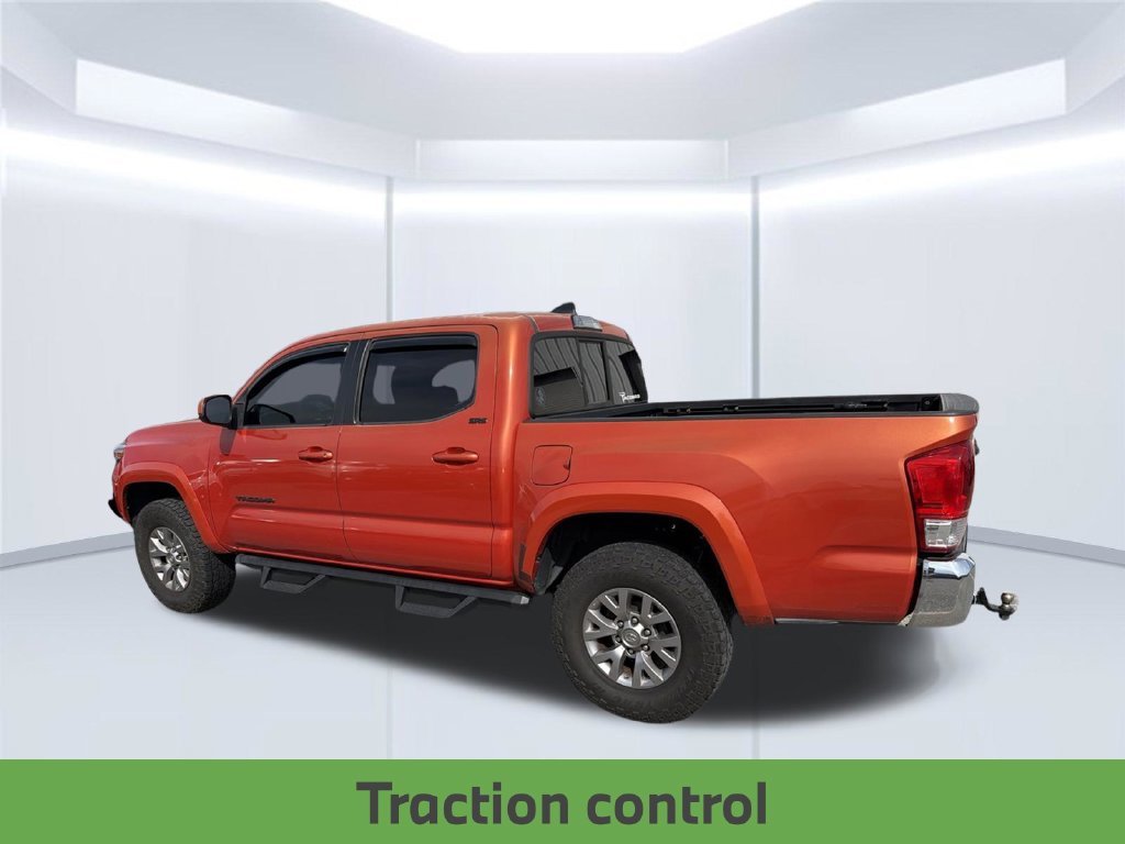Used 2016 Red Toyota SR5 image 20
