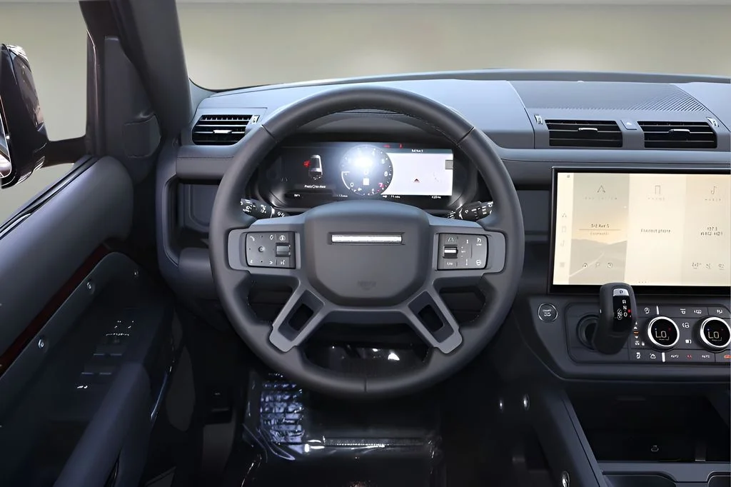 New 2026 Sedona Red Land Rover S image 14