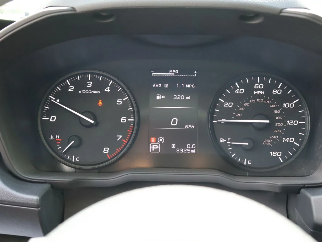 Used 2024 Silver Subaru Base image 27