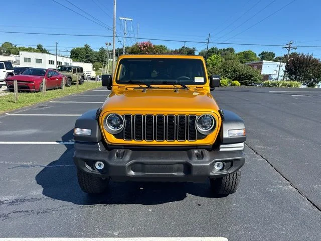 New 2026 Goldilocks Jeep Sport S image 2
