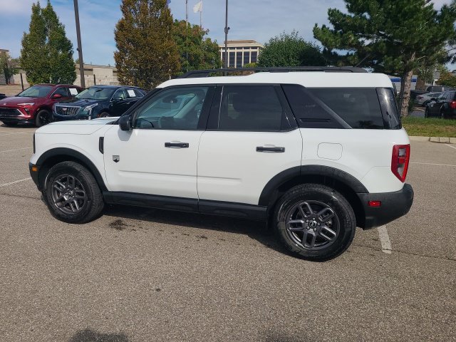 Used 2025 White Ford Big Bend image 6