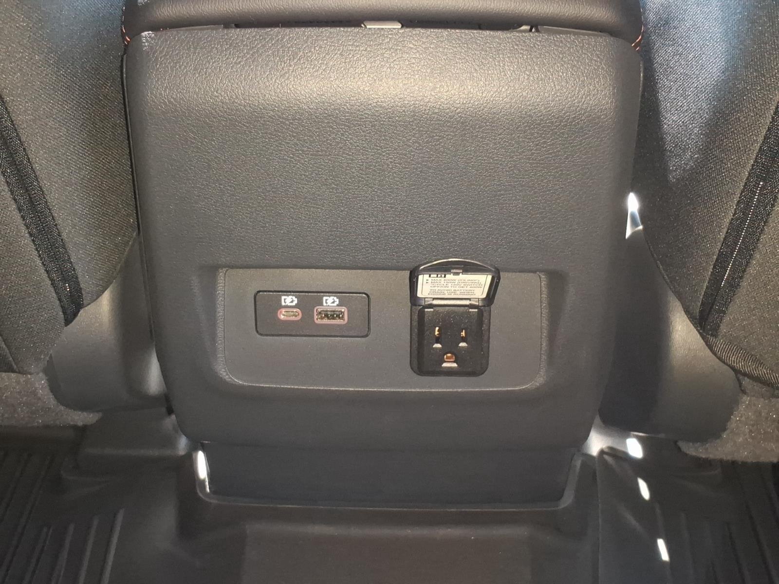 Used 2025 Boulder Gray Pearl Nissan PRO-4X image 22
