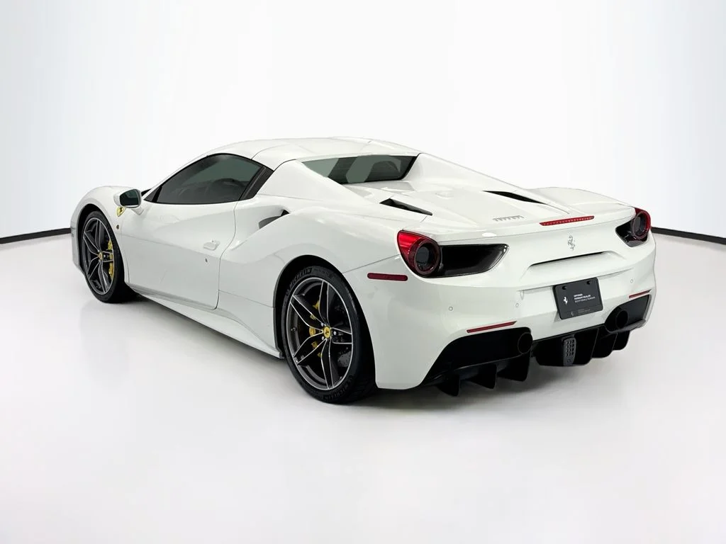 Used 2018 Bianco Avus Ferrari Base image 15