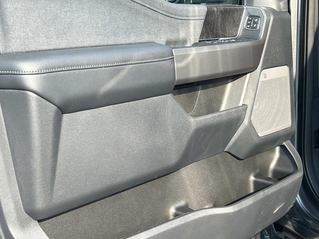 New 2026 Carbonized Gray Metallic Ford F-250® Lariat® image 17