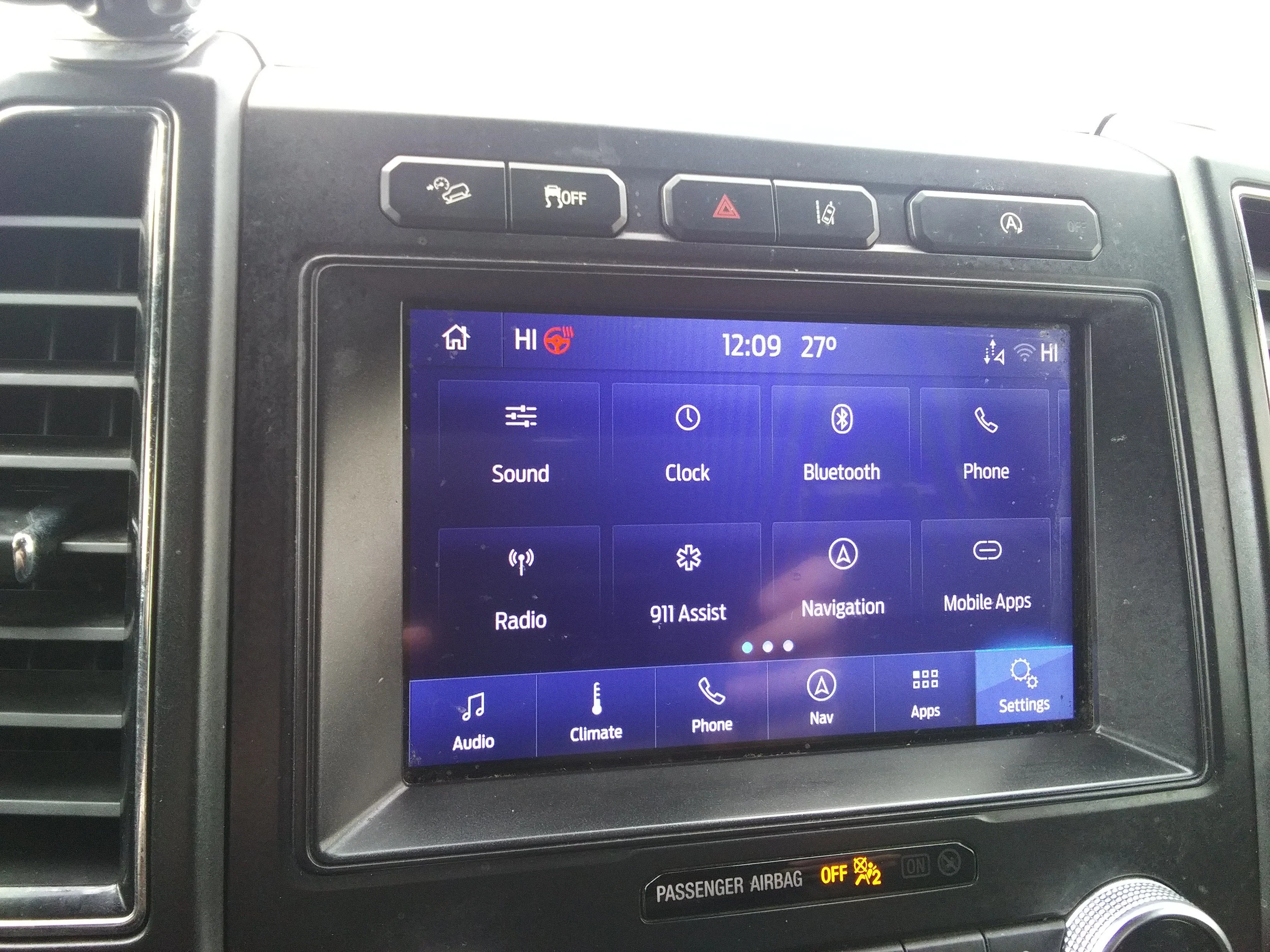 Used 2020 White Ford Limited image 33