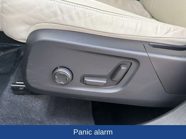 Certified Used 2023  Volvo Ultimate image 21