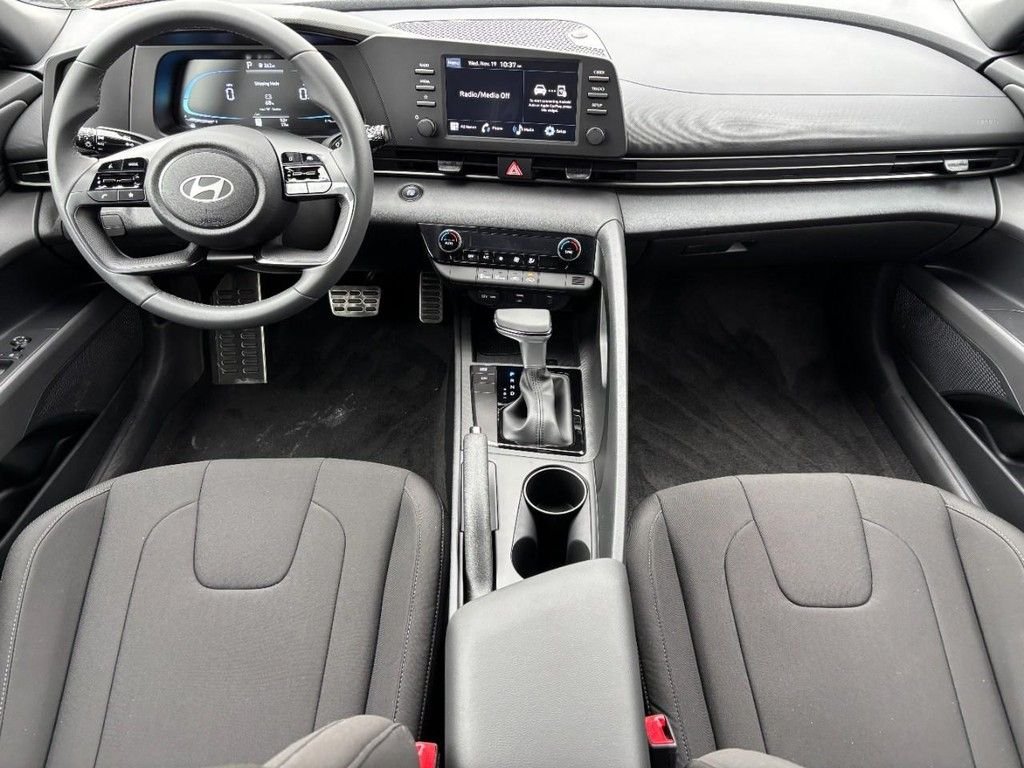 2026 Hyundai Elantra SEL Sport - Photo 6