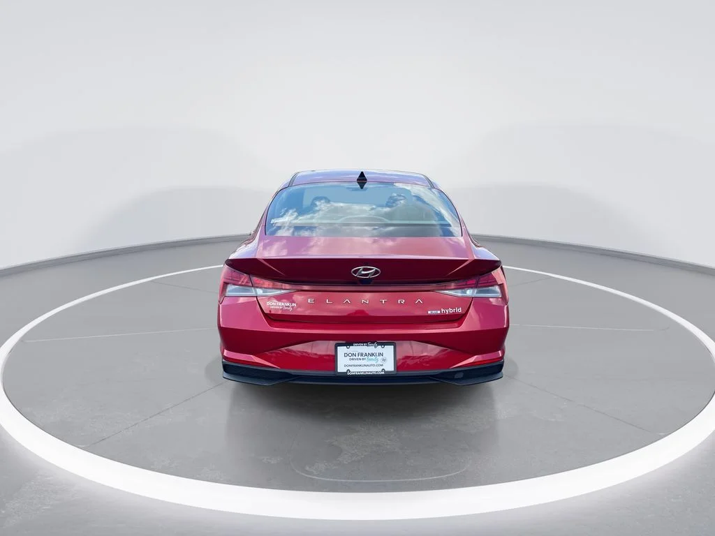 Used 2023 Red Hyundai Blue image 7