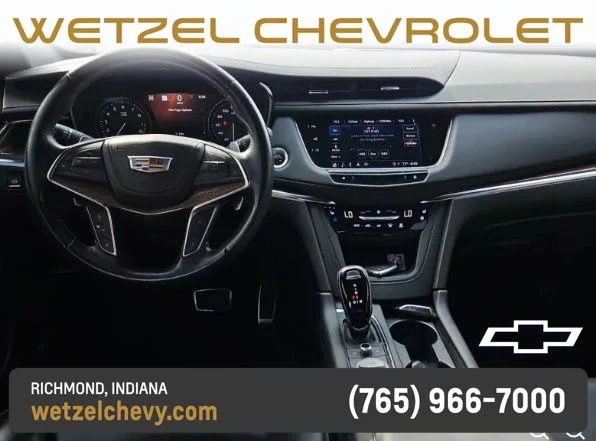 Used 2022 Red Cadillac Sport image 3