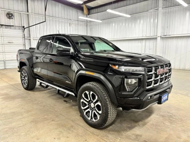 2024 GMC Canyon AT4