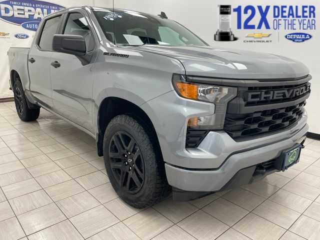 2023 Chevrolet Silverado 1500 Custom