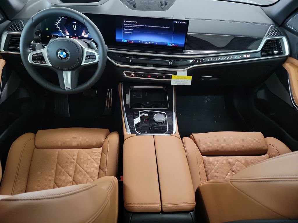 New 2026 Dravit Grey Metallic BMW sDrive40i image 7
